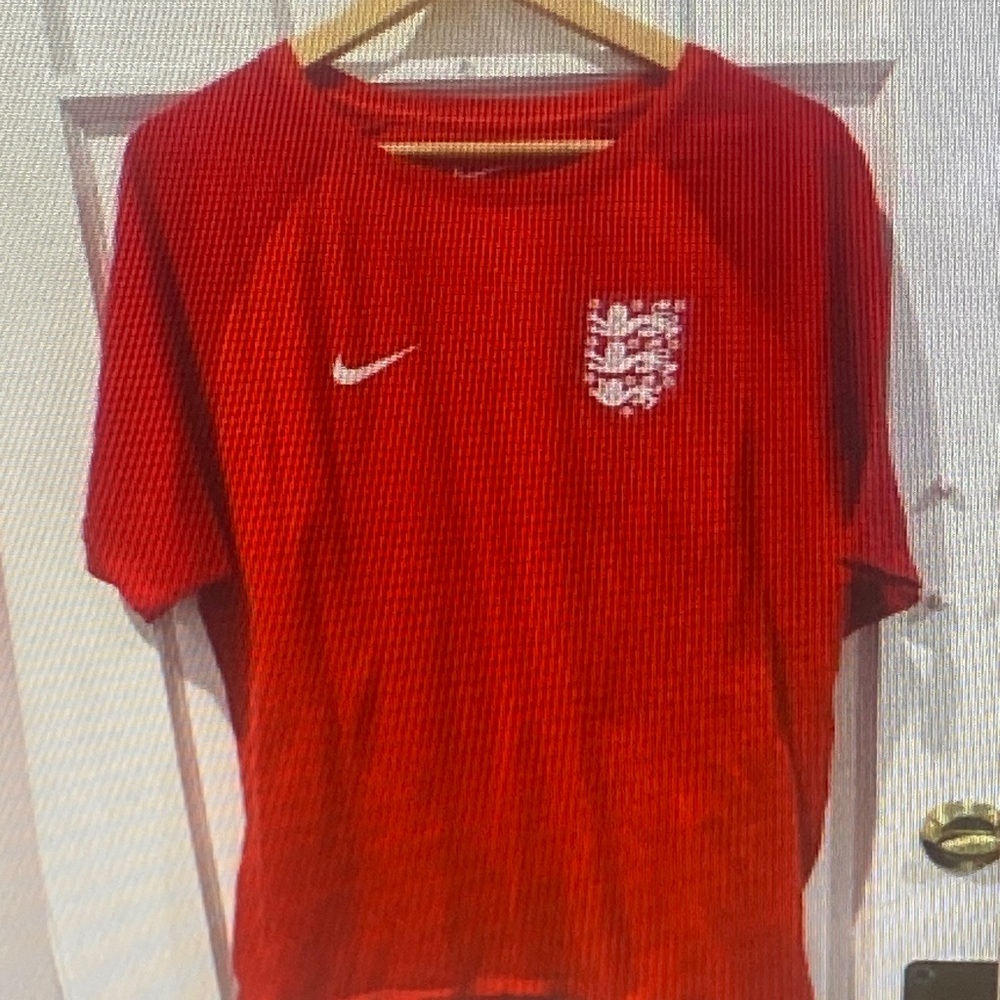 Nike Bold Red T-Shirt